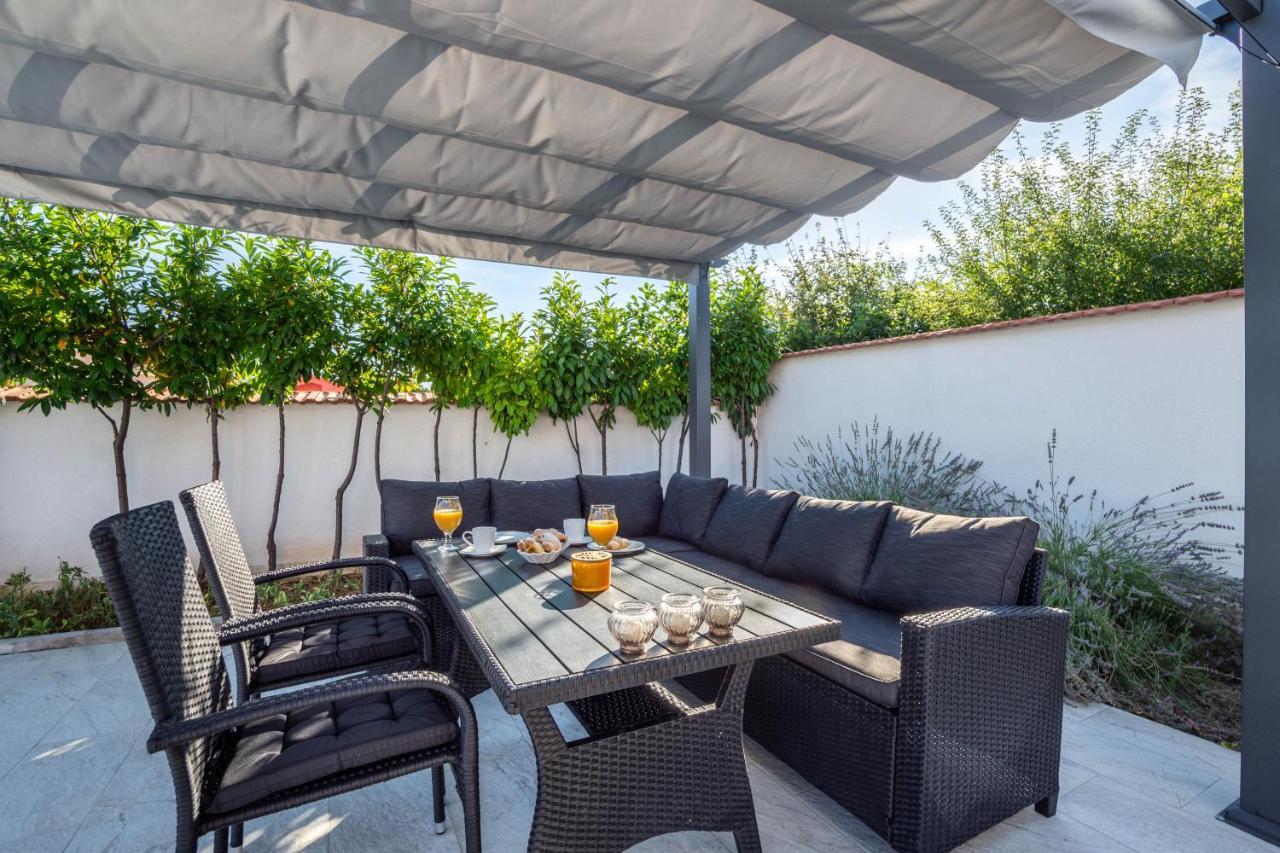 Vacation Villa Matic With 7 Bedrooms 신 외부 사진