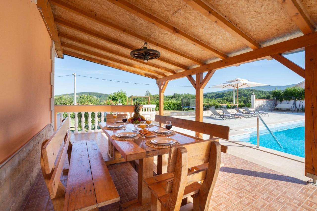Vacation Villa Matic With 7 Bedrooms 신 외부 사진