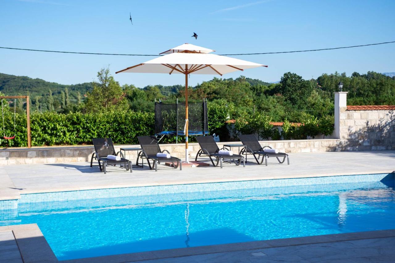 Vacation Villa Matic With 7 Bedrooms 신 외부 사진