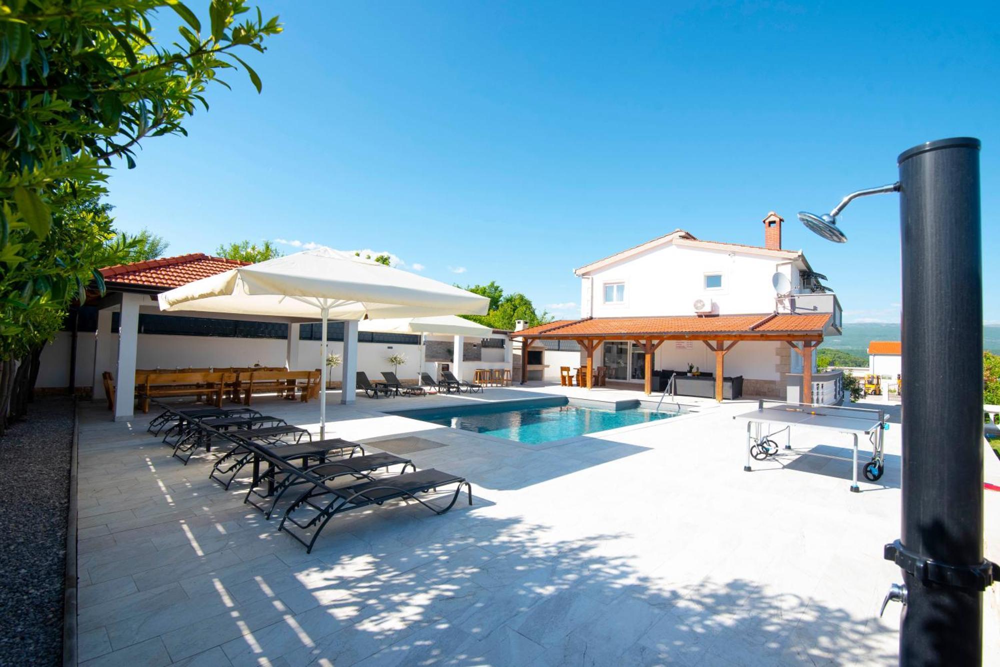 Vacation Villa Matic With 7 Bedrooms 신 외부 사진