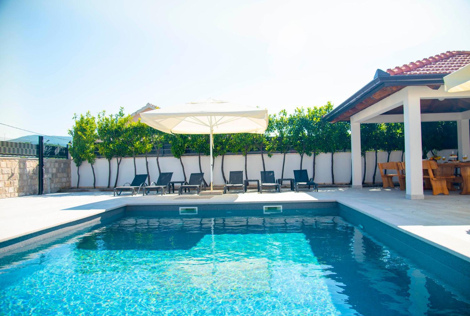Vacation Villa Matic With 7 Bedrooms 신 외부 사진